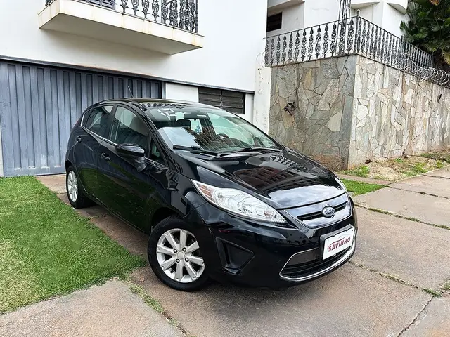 Carro Ford New Fiesta Sedan 2012 SE 1.6 (Flex)