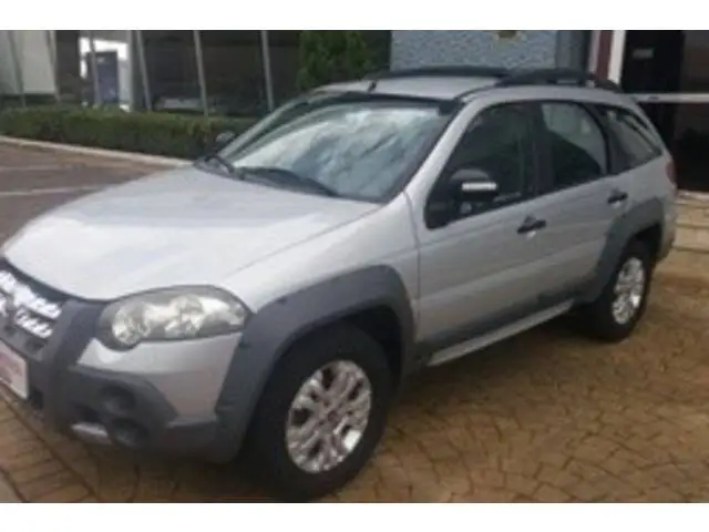 Carro Fiat Palio Weekend 2011 Adventure 1.8 16V Dualogic (Flex)