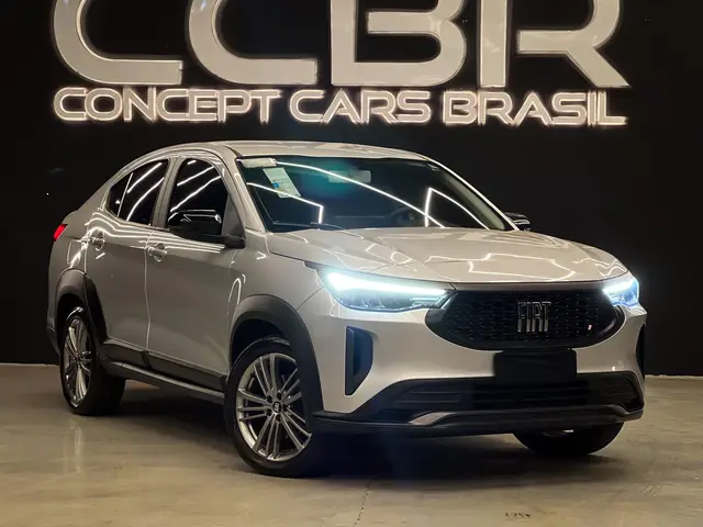Carro Fiat Fastback 2024 Turbo 200