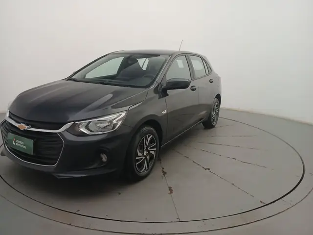 Carro Chevrolet Onix Plus 2024 LT 1.0