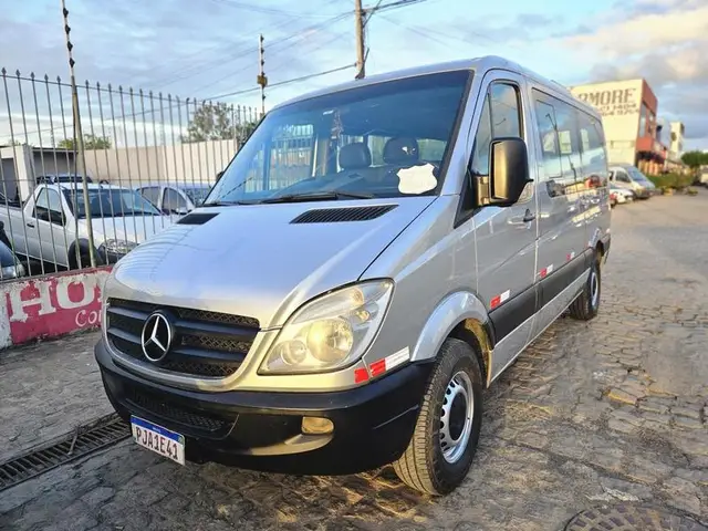 Carro Mercedes-Benz Sprinter 2014 311 Chassi E. Longa 2.2 Diesel