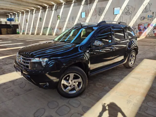Carro Renault Duster 2014 2.0 16V Dynamique (Flex)