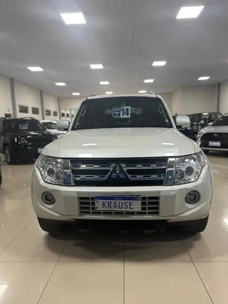 Carro Mitsubishi Pajero Full 2014 3.2 DI-D 5D HPE 4WD