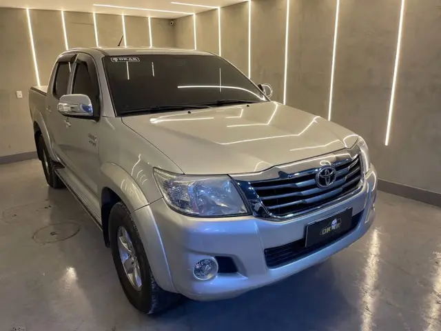 Carro Toyota Hilux Cabine Dupla 2014 Hilux 3.0 TDI 4x4 CD SRV (Aut)