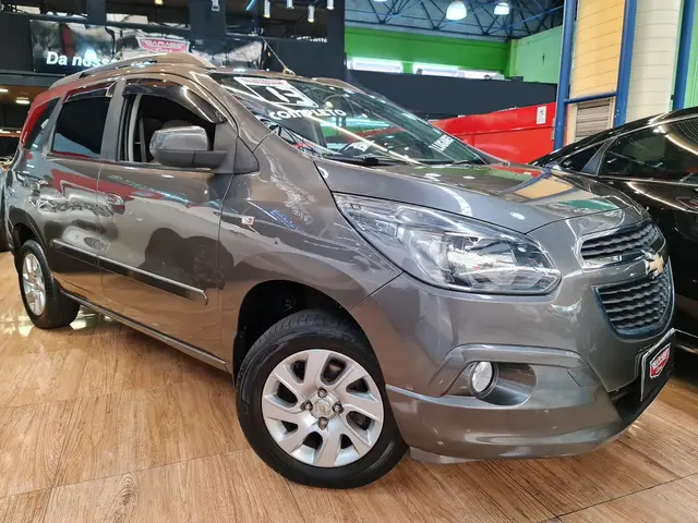 Carro Chevrolet Spin 2013 LTZ 7S 1.8 (Flex)