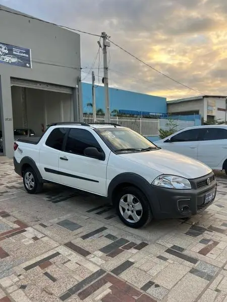 Carro Fiat Strada 2015 Working 1.4 (Flex) (Cabine Estendida)