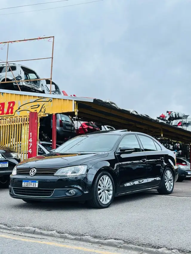 Carro Volkswagen Jetta 2012 2.0 TSI Highline DSG