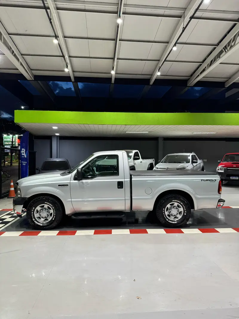 Ford F250 XL 4.2 V6 (Cab Simples)