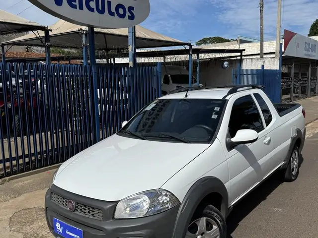 Carro Fiat Strada 2018 Hard Working 1.4 (Flex) (Cabine Estendida)