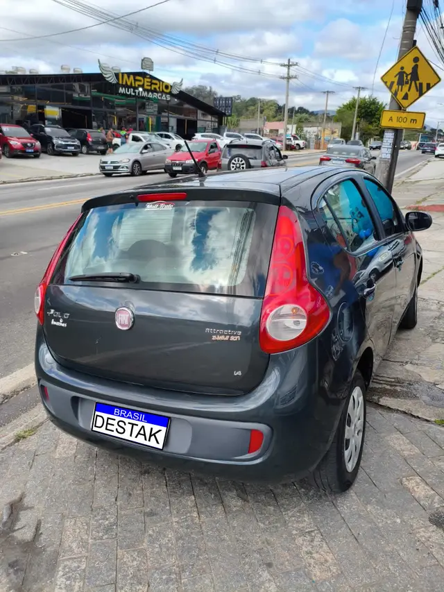 Carro Fiat Palio 2012 Attractive 1.4 8V (Flex)