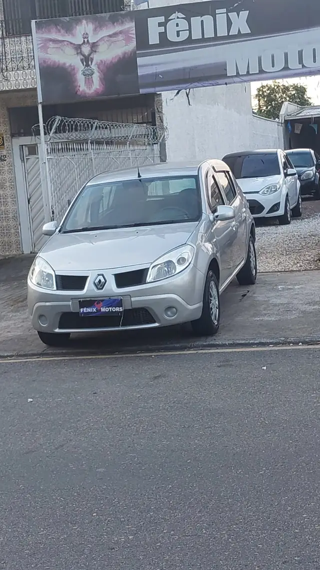 Carro Renault Sandero 2010 Authentique 1.0