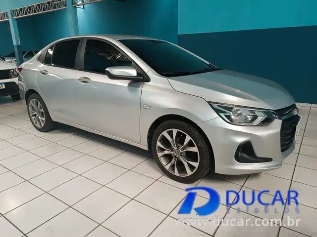 Carro Chevrolet Onix Plus 2020 1.0 LT Turbo (Flex)