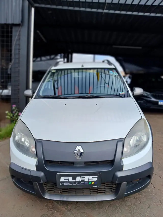 Carro Renault Sandero Stepway 2013 Hi-Flex 1.6 16V