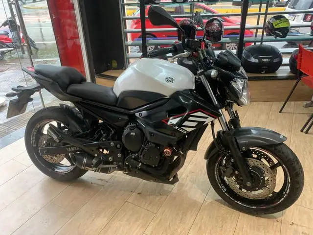 Carro Yamaha XJ6 N 2017 XJ6 N 600 (ABS)