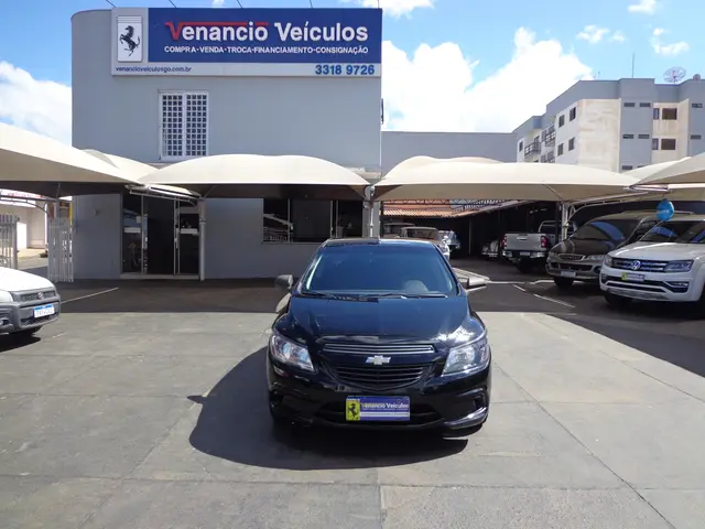 Carro Chevrolet Onix 2019 1.0 Joy SPE/4