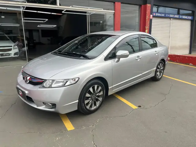Carro Honda Civic 2011 New  LXL 1.8 i-VTEC (Couro) (Aut) (Flex)