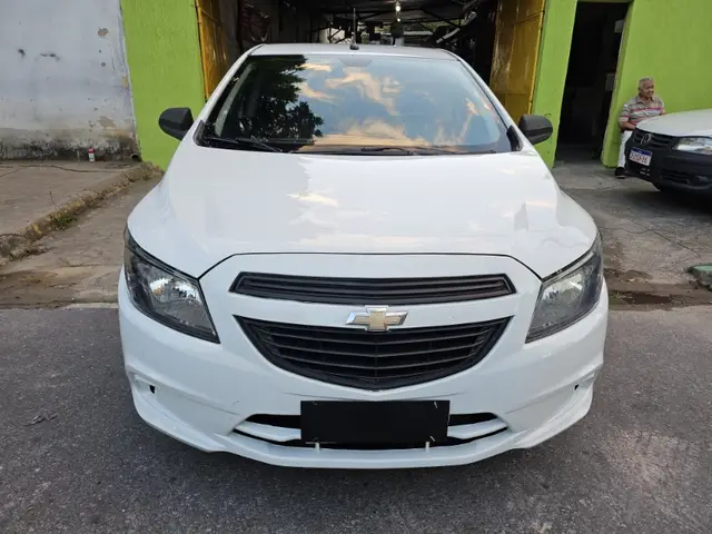Carro Chevrolet Onix 2019 1.0 Joy SPE/4