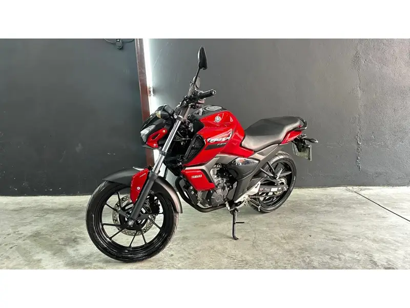 Yamaha Fazer FZ15 ABS