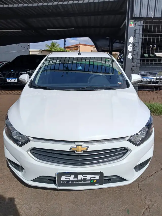 Carro Chevrolet Onix 2017 1.0 LT SPE/4