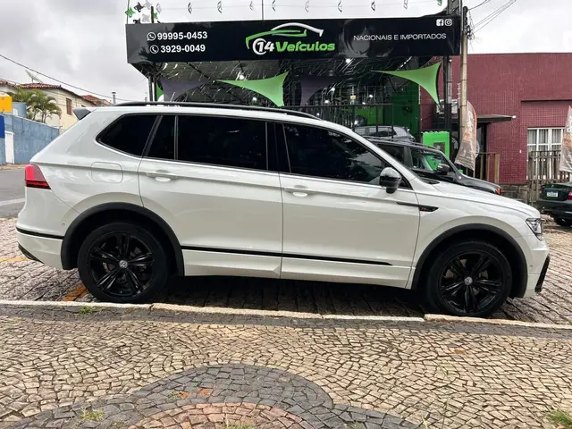Carro Volkswagen Tiguan 2021 2.0 350 TSI Allspace R-Line 4WD
