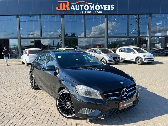 Carro Mercedes-Benz Classe A  2015 200 Style 1.6 DCT Turbo