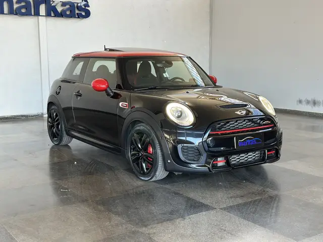 Carro MINI John Cooper Works 2017 Works 2.0 (Aut) 2p