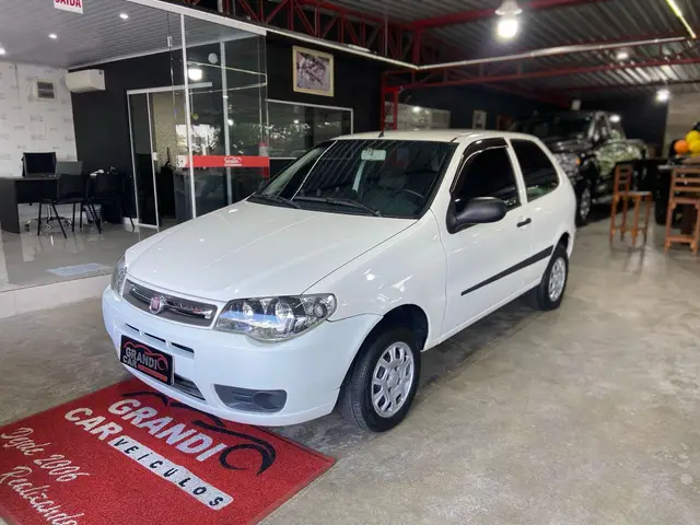 Carro Fiat Palio 2014 1.0 Celebr. ECONOMY F.Flex 8V 2p