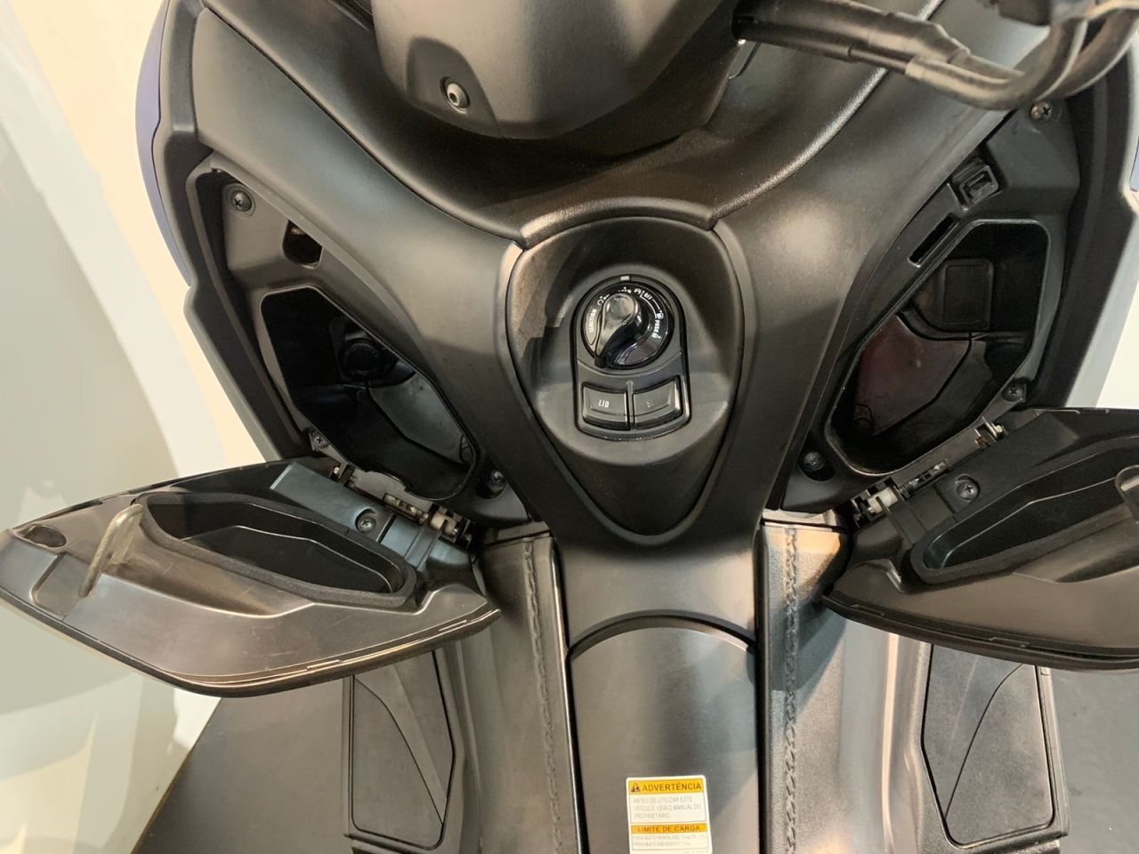 Yamaha XMax