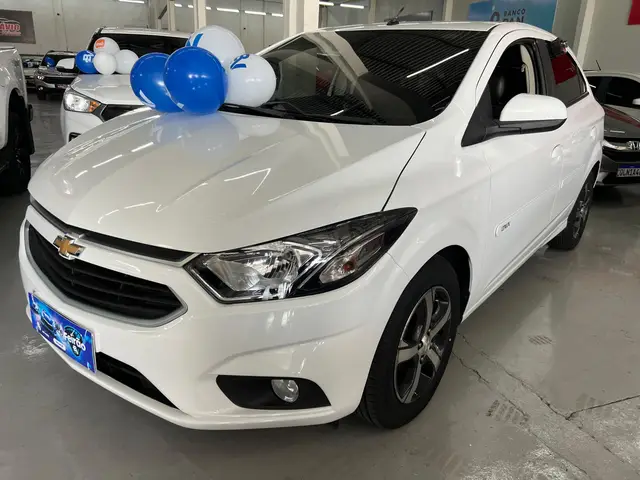 Carro Chevrolet Onix 2017 1.4 LTZ SPE/4 (Aut)