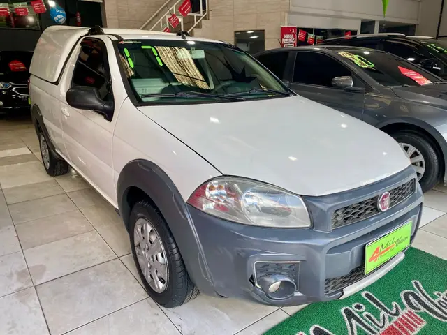 Carro Fiat Strada 2017 Hard Working 1.4 (Flex) (Cabine Simples)