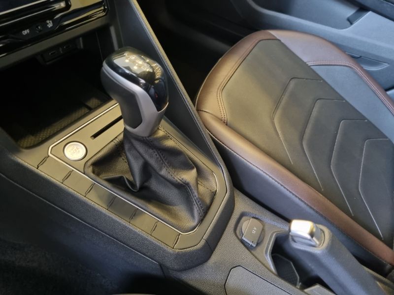 Virtus 1.0 200 TSI Highline (Flex) (Aut)