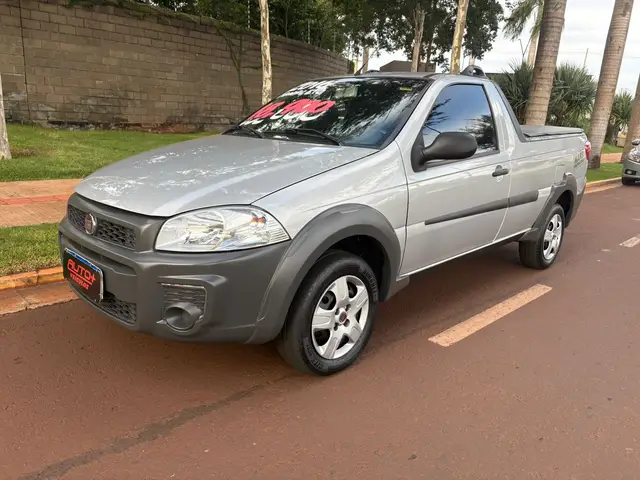 Carro Fiat Strada 2016 Working 1.4 (Flex)