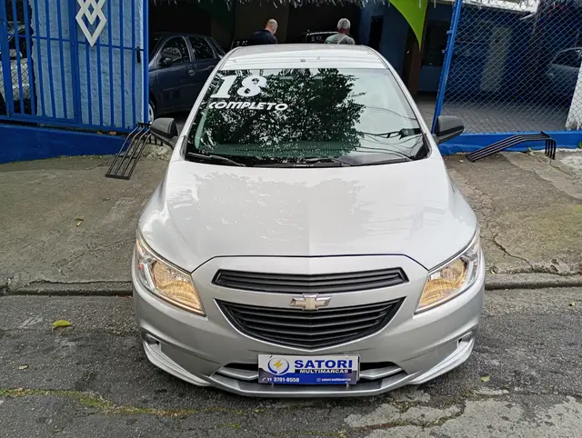 Carro Chevrolet Onix 2018 1.0 Joy SPE/4