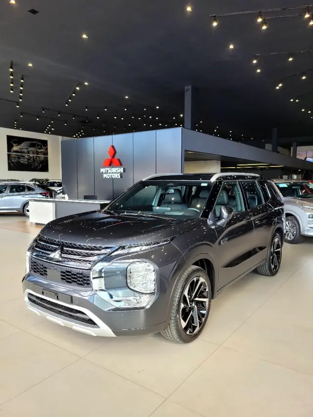 Carro Mitsubishi Outlander 2026 HPE-S PHEV