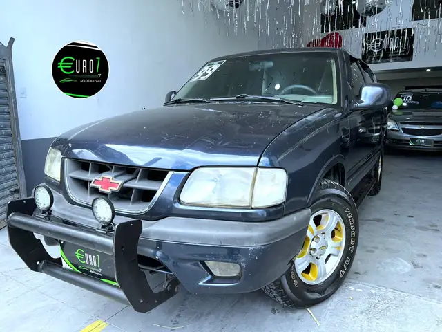 Carro Chevrolet Blazer 1999 4x2 4.3 SFi V6