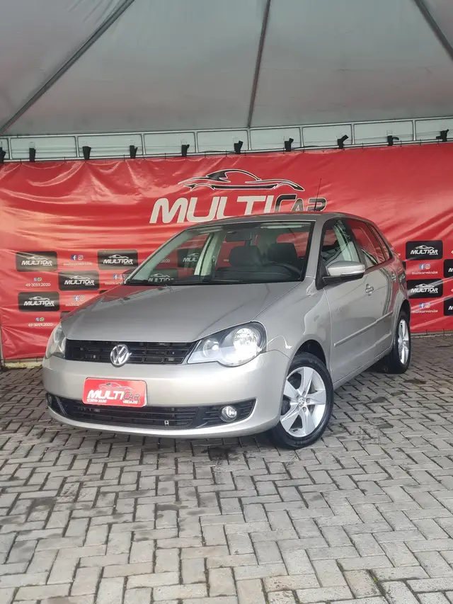 Carro Volkswagen Polo 2014 Hatch 1.6 VHT Total Flex