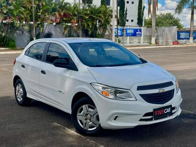 Carro Chevrolet Onix 2015 1.0 LS SPE/4