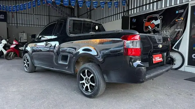 Carro Chevrolet Montana 2017 LS 1.4 (Flex)