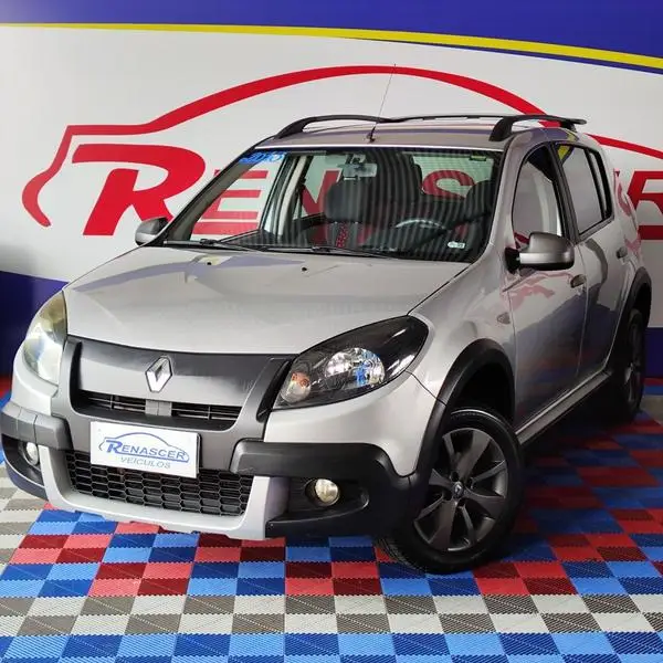 Carro Renault Sandero Stepway 2013 1.6 16V Hi-Flex (aut)