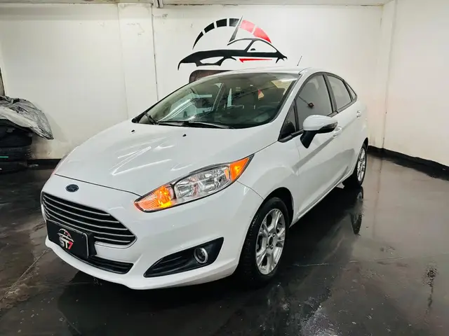 Carro Ford New Fiesta Sedan 2015 1.6 SE (Flex)