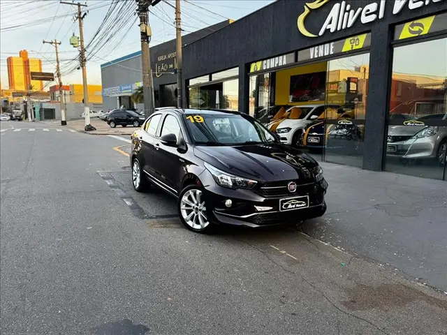 Carro Fiat Cronos 2019 1.8 Precision E.Torq AT6 (Flex)