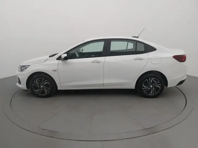 Carro Chevrolet Onix Plus 2024 LT 1.0