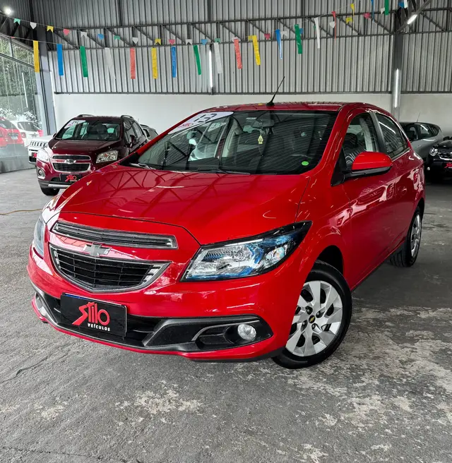 Carro Chevrolet Onix 2013 1.4 LT SPE/4
