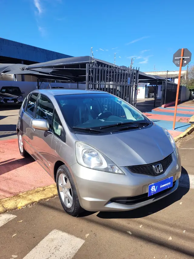 Carro Honda Fit 2011 New  LX 1.4 (flex)