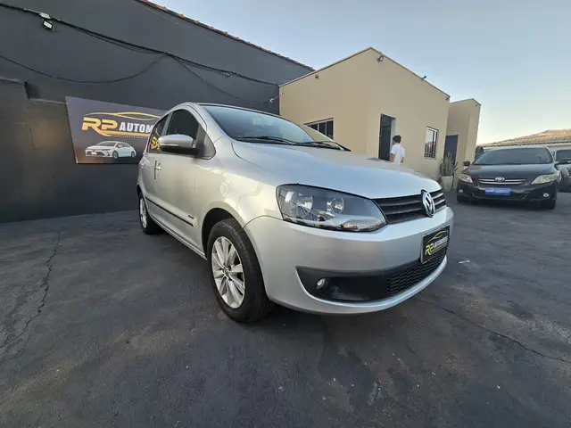 Carro Volkswagen Fox 2011 Prime 1.6 8V (Flex)