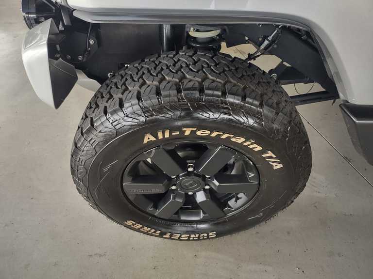 alt=
