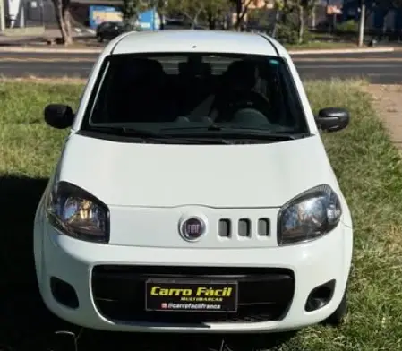 Carro Fiat Uno 2016 Vivace 1.0 8V (Flex) 4p