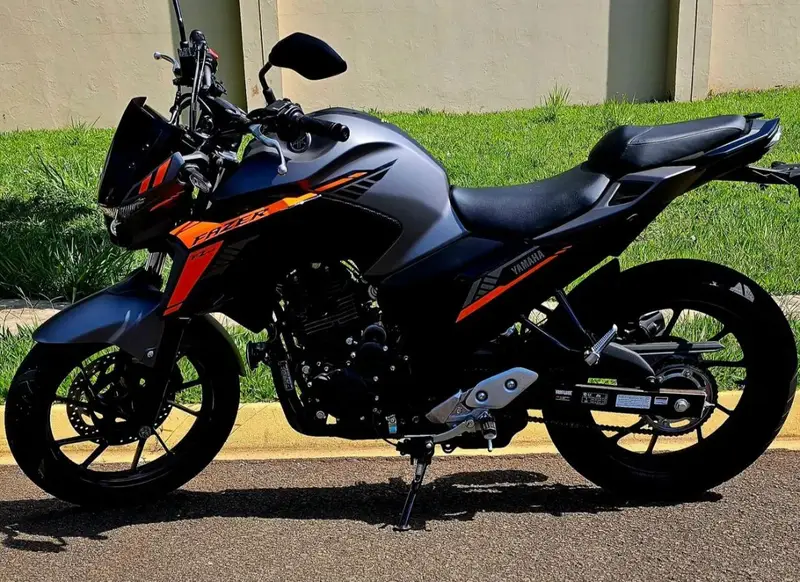 Yamaha Fazer FZ25 ABS