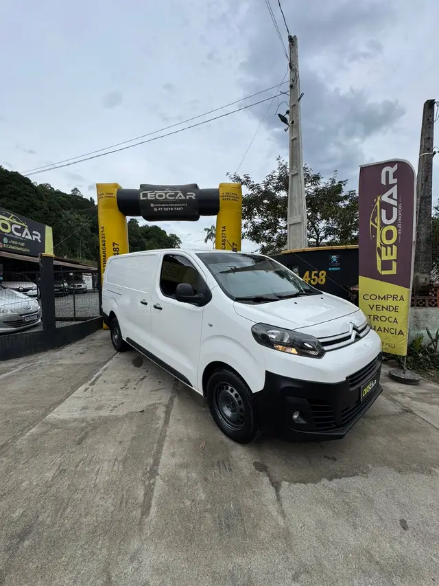 Carro Citroën Jumpy 2020 1.6 HDi Pack