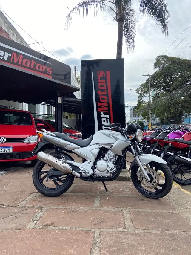 Carro Yamaha YS 250 Fazer 2010 250cc